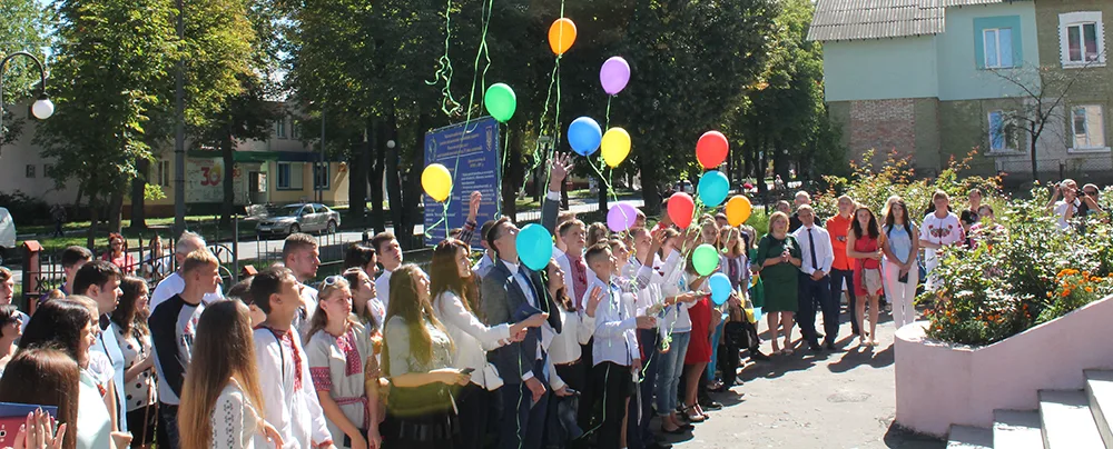 Нововолинський навчально-науковий інститут економіки та менеджменту Західноукраїнського національного університету 3